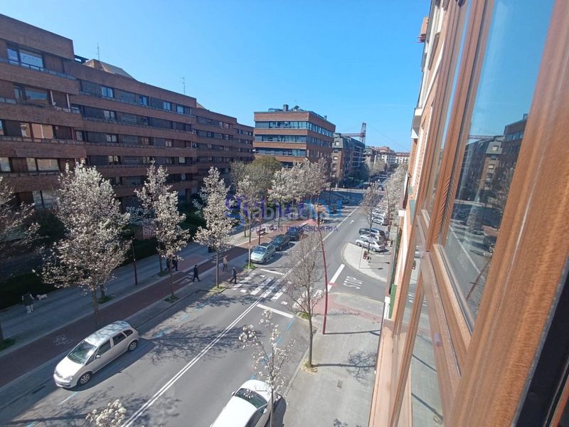 Foto cce4a222-aae7-41cc-b7bb-9258f2e1832b. Rent flat with heating in Las Arenas Getxo