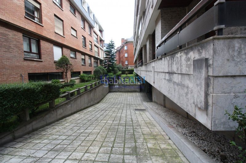 Foto c77334d5-9d01-45b3-af0c-c6fe26e78fc3. Etagenwohnung mit heizung parking in Las Arenas Getxo
