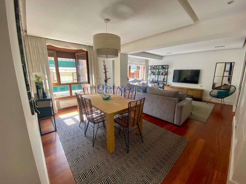 Foto 2ced25b0-45ab-49ed-a000-535baf6d1746. Piso en Las Arenas Getxo