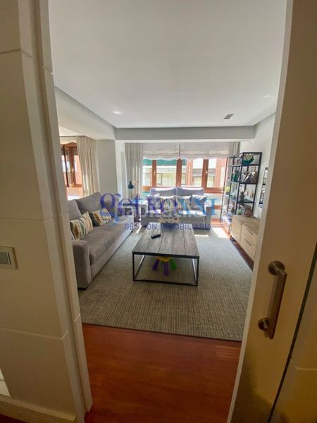 Foto b310942c-44ff-4650-a9ac-bcfd6797083a. Piso en Las Arenas Getxo