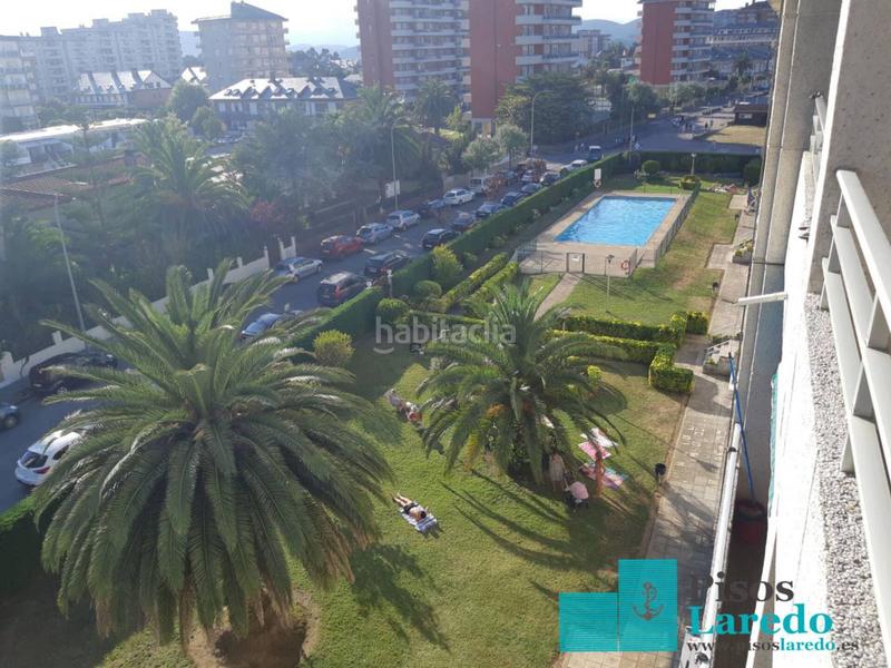Foto 4534bfdc-ae17-4bd8-af9e-fa261f825fb2. Lloguer pis a enrique mowinkel 78 a Zona Playa Laredo