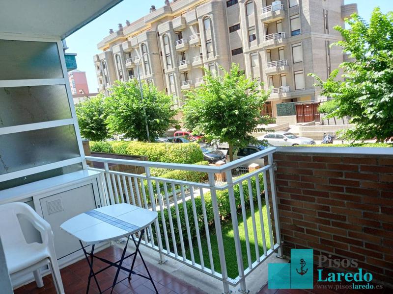 Foto 46267045-eb9f-49c4-8e62-cd7d80c4f780. Alquiler piso en avenida de francia 130 piso en alquiler en puntal en Laredo