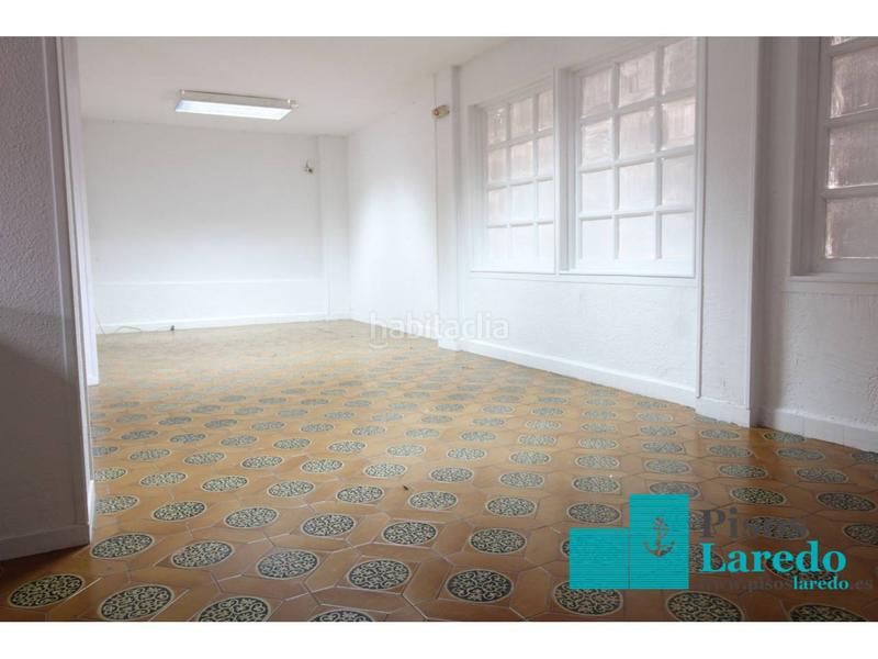 Foto 198ca87f-2d9b-49e0-9769-91159e2cf5ab. Alquiler local comercial en zona Centro 1 local comercial en venta en Laredo