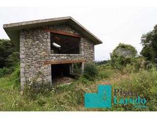 Finca rústica  Carasa. Casa de piedra y terreno rústico!