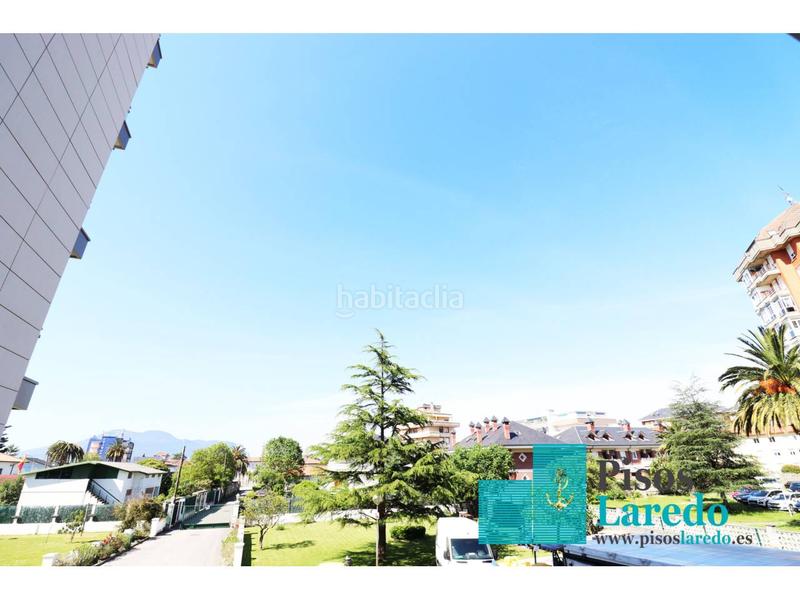 Foto 10a0fb62-17c7-440e-8b7d-1d49f12d8e52. Location appartement avec chauffage parking dans Carlos V Laredo