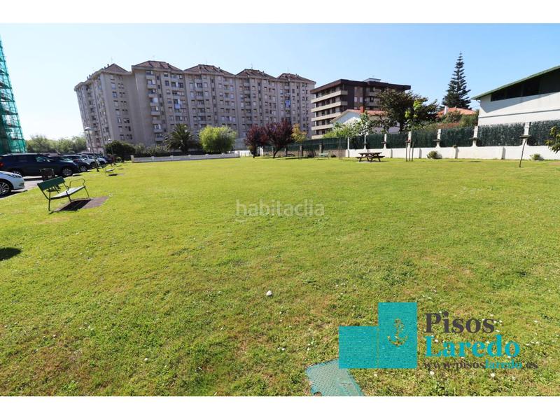 Foto 11f4fdf9-7fc3-4936-bbd6-83546fe6cc0b. Location appartement avec chauffage parking dans Carlos V Laredo