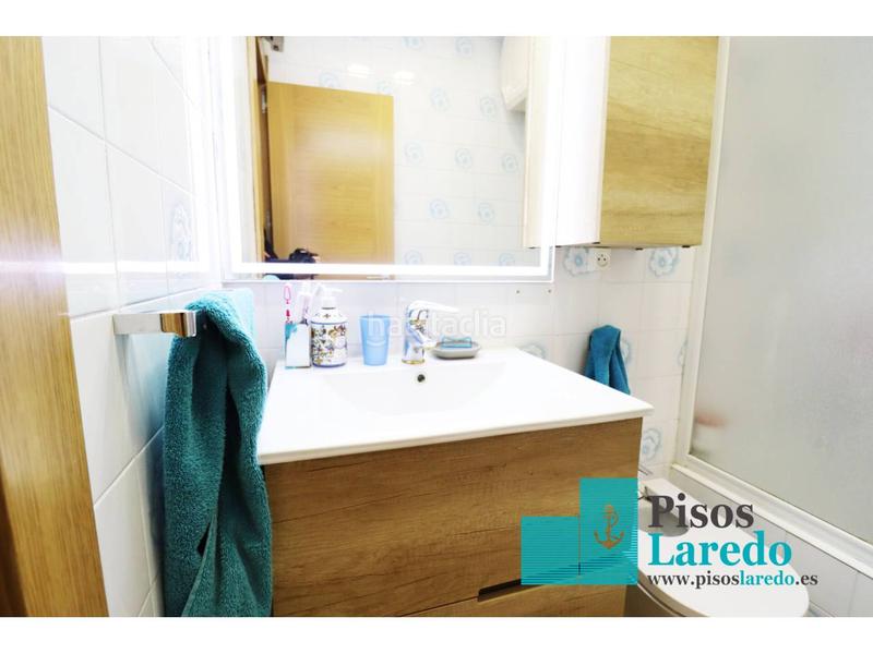 Foto 2b1a12f4-a0c2-4a01-8d3e-a8939c204364. Location appartement avec chauffage parking dans Carlos V Laredo