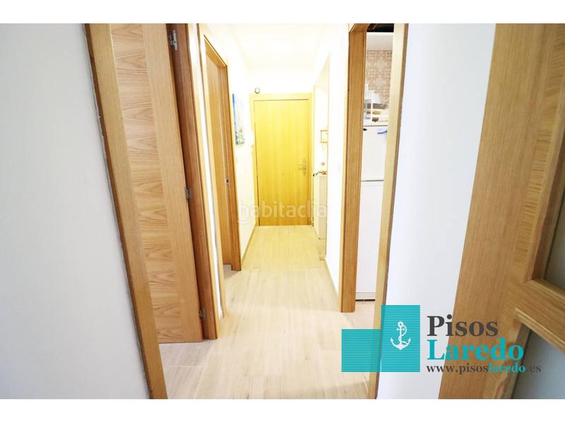 Foto 862abb4d-a2f7-4ff1-aa79-367e2f19d5d4. Location appartement avec chauffage parking dans Carlos V Laredo