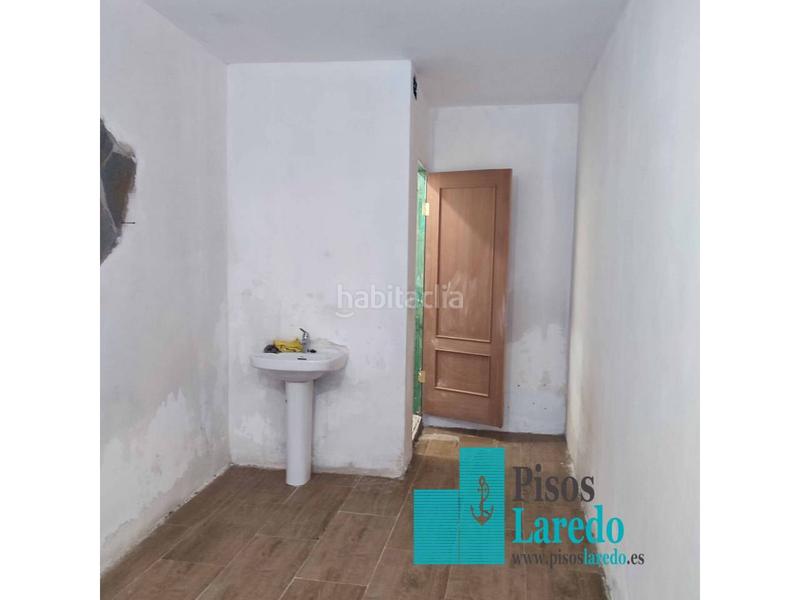 Foto 4173a421-f885-42a5-95a3-770d907f8ddd. Local comercial a Centro Laredo