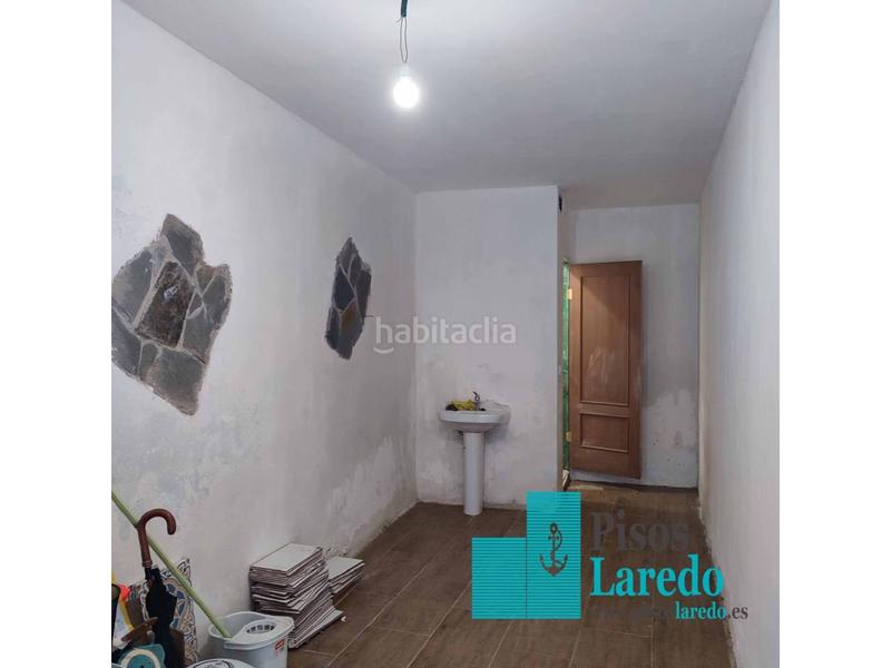 Foto c47b228a-50bf-4164-ad45-955ab63c2427. Local comercial a Centro Laredo