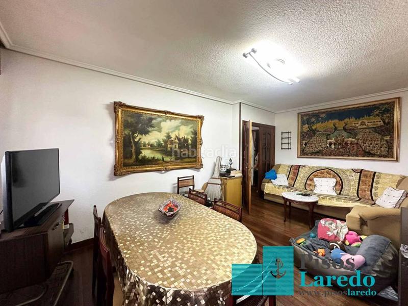 Foto 2dcb1514-d8bf-4896-87b4-041d7add77a4. Piso estupendo piso a pie de playa! en Centro Laredo