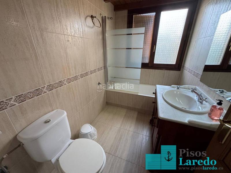Foto 4971e4cf-b8ab-4ee9-bf1f-3988edde44dd. Alquiler chalet en calle san pedro 1 chalet en alquiler en laredo. no larga duración!!!! en Limpias