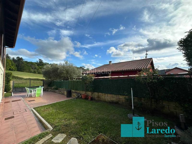 Foto 5e7a8ef1-667a-4262-88f4-c5619d634687. Alquiler chalet en calle san pedro 1 chalet en alquiler en laredo. no larga duración!!!! en Limpias