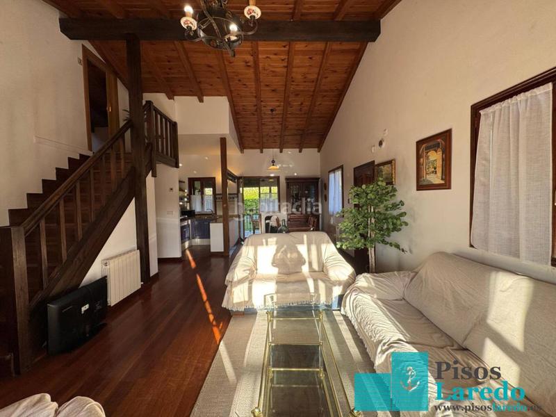 Foto 8a0cc1c3-c3e5-48cf-9614-ad78b497e685. Alquiler chalet en calle san pedro 1 chalet en alquiler en laredo. no larga duración!!!! en Limpias