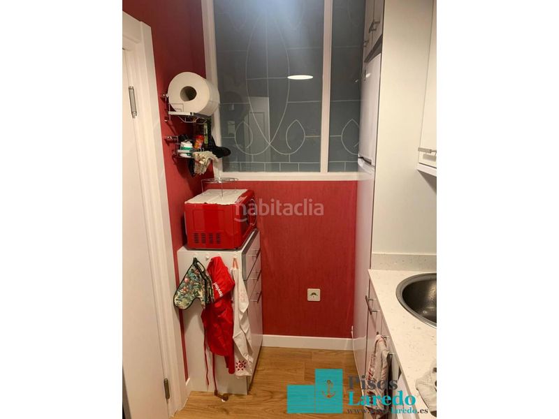 Foto 1458a27b-6e32-432c-bfa3-9da8b0fb3702. Rent flat in avenida enrique mowinckel 40 in Zona Playa Laredo
