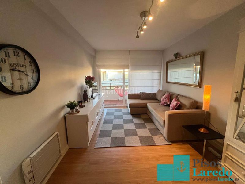Foto cc1b5543-dca6-411c-9db6-07c8d4fce6cc. Rent flat in avenida enrique mowinckel 40 in Zona Playa Laredo