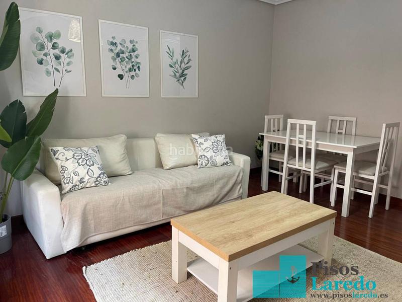 Foto 709b4336-ddf7-4252-b07b-725cc6f0c77a. Location duplex dans Centro Laredo