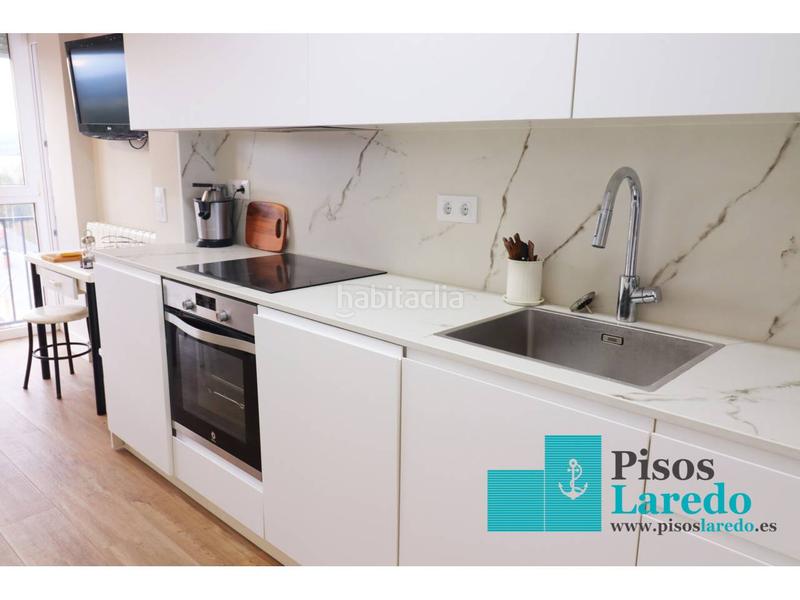 Foto a0cc97a6-ea13-4b29-b937-b23ab35e7c60. Location appartement dans el puntal 13 dans Centro Laredo