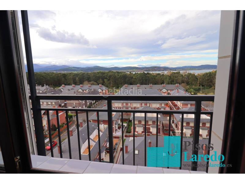 Foto c34c1066-8c04-45fa-a478-913626be8e17. Location appartement dans el puntal 13 dans Centro Laredo