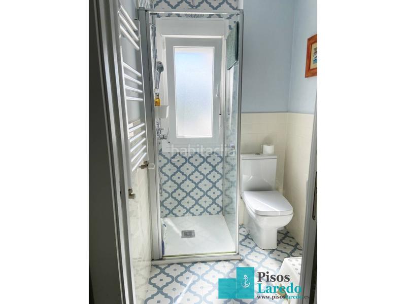 Foto 4fb0fa32-219d-4df8-b1a3-e5bef0763d6b. Rent flat with heating parking pool in Zona Playa Laredo