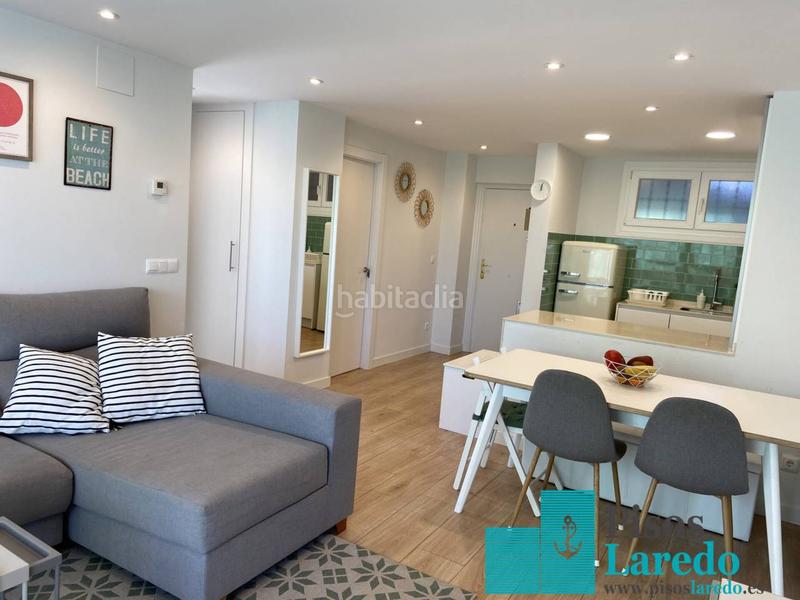 Foto a34ab3f6-badd-4470-a9a6-f93afc53a2d5. Rent flat with heating parking pool in Zona Playa Laredo