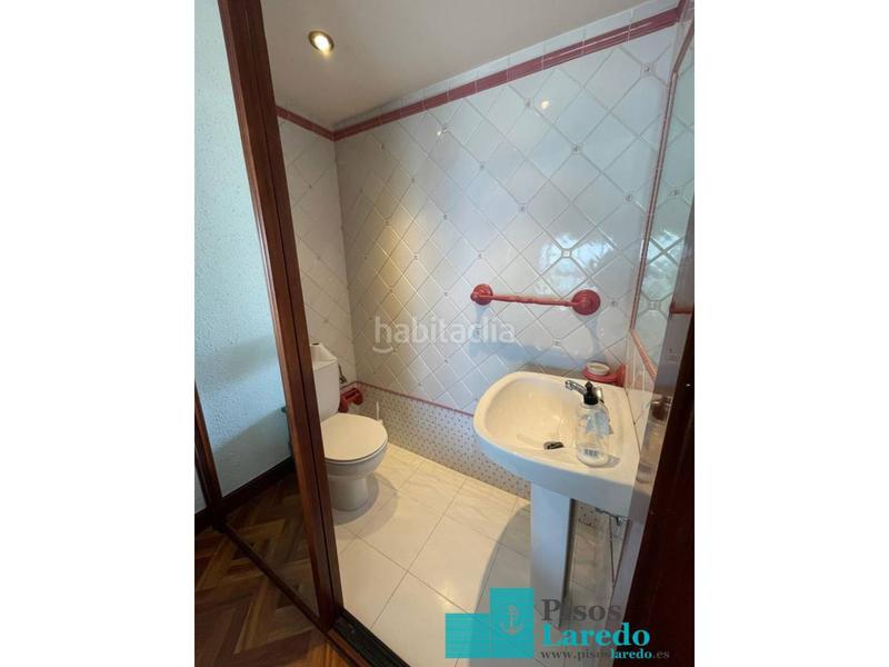 Foto 13387cd9-6278-47d6-8bad-c3ecb6b30d9d. Affitto appartamento con riscaldamento in El Puntal Laredo
