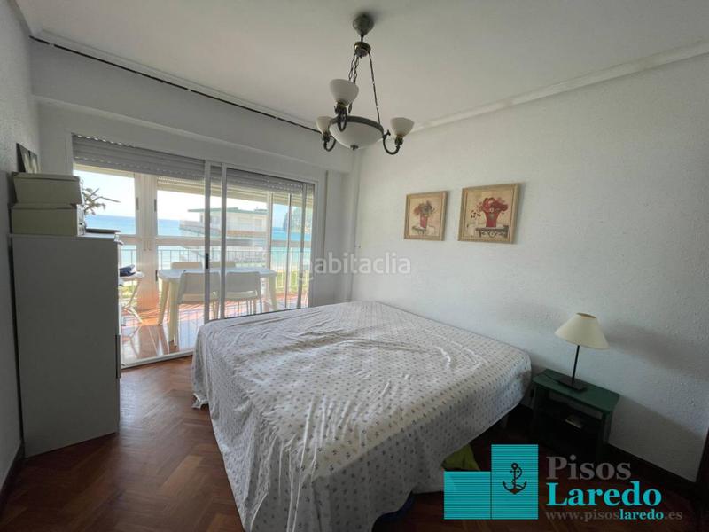 Foto 2293dad5-6fa5-4d0b-a05f-0bfb7de98fda. Rent flat with heating in El Puntal Laredo