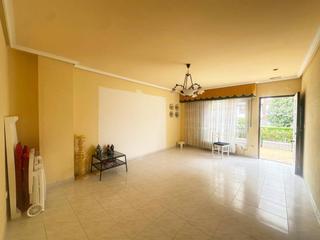 Appartement à Enrique mowinckel 60. Piso en venta en zona playa