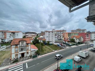 Rent Flat in Calle quinta 23. Piso alquiler en colindres