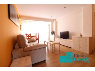 Miete Etagenwohnung in Calle carlos v 1. Piso en alquiler en laredo