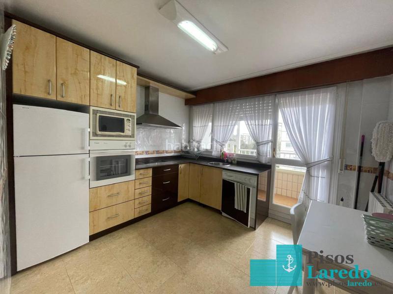 Foto 7d38695c-23b7-44c1-9b95-a7d9b04286ad. Alquiler piso exclusivo piso de alquiler para la temporada de invierno en Laredo