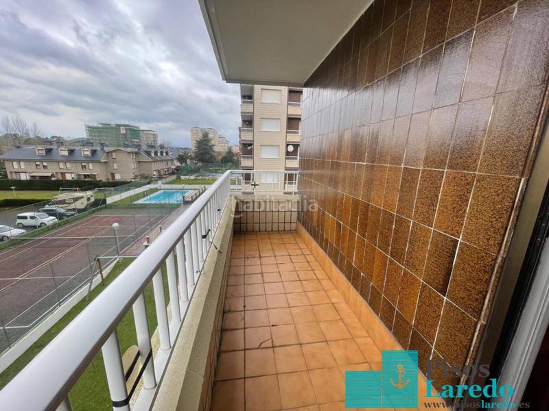 Foto ed4ed248-29c4-4268-94e2-0a2c5d04a599. Lloguer pis amb calefacció aparcament piscina a Zona Playa Laredo