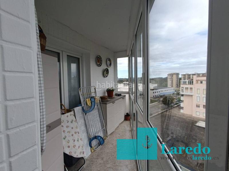 Foto 7791e3cd-eec1-447d-8d16-6ce881c4594f. Rent flat with heating parking pool in Zona Playa Laredo