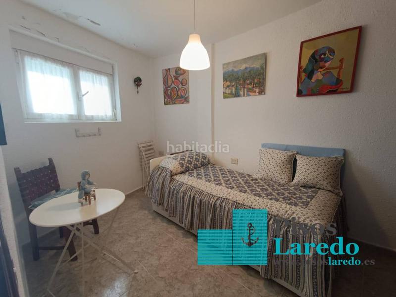 Foto 86fb1f93-1a1c-46c7-9917-b6887afcf9f9. Rent flat with heating parking pool in Zona Playa Laredo