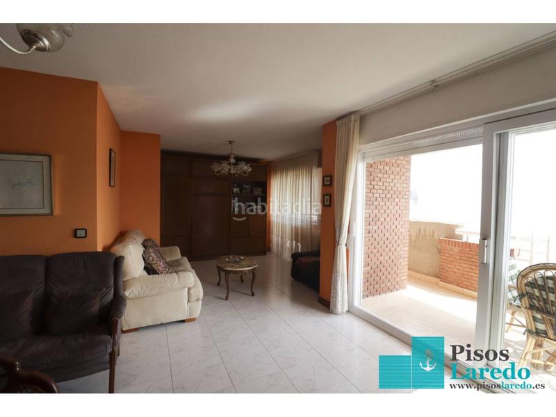 Foto 8a9ed6a9-3df1-4ae8-aa42-edbdef1642d1. Alquiler piso en playa 95 piso en alquiler en Centro Laredo