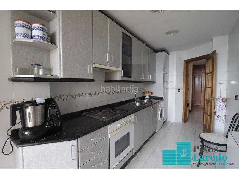 Foto 9a40cd14-6419-49a5-88e8-9bfba8f0b3de. Alquiler piso en playa 95 piso en alquiler en Centro Laredo