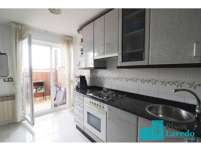 Foto a009c71a-89be-4195-9469-92e8022bdead. Alquiler piso en playa 95 piso en alquiler en Centro Laredo