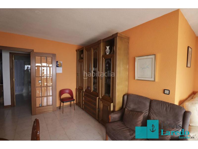 Foto bcf7045e-a024-4f4a-a45d-25d43e3ecfe8. Alquiler piso en playa 95 piso en alquiler en Centro Laredo