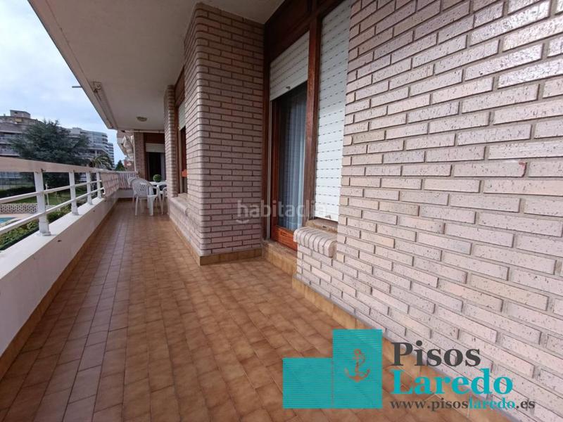 Foto 158d6018-c6ac-4e0e-bfba-eda6c91bb713. Pis a enrique mowinckel 36 a Zona Playa Laredo
