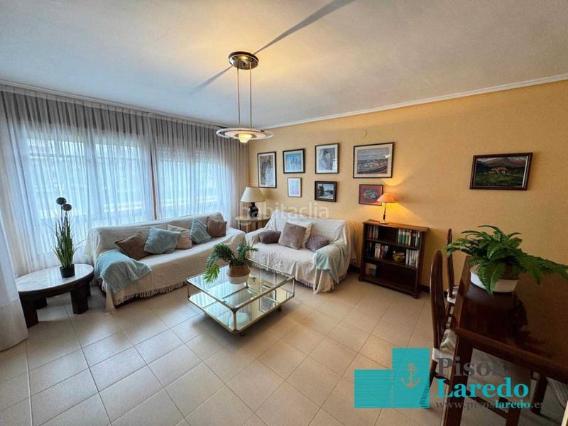 Foto 35dc9279-96b8-468b-9277-d38b7b8ec76c. Pis a enrique mowinckel 36 a Zona Playa Laredo
