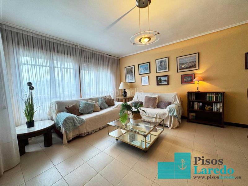 Foto d0f2f66a-7e97-43a0-a718-400e11cad612. Pis a enrique mowinckel 36 a Zona Playa Laredo