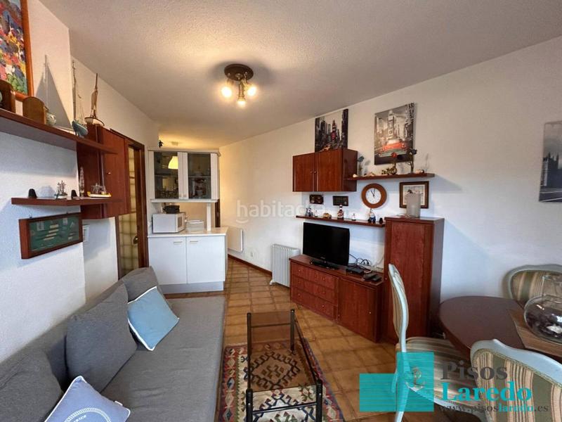 Foto 35d770cf-95cd-48b7-9849-52cef3399f6b. Location appartement avec chauffage dans Zona Playa Laredo