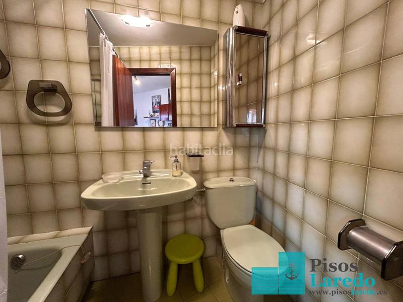 Foto d4926046-4681-4a44-a7ae-ee20317c5ace. Location appartement avec chauffage dans Zona Playa Laredo