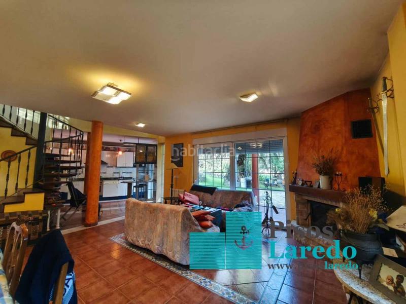 Foto 8d5db256-92d9-43c9-9b19-413dca906990. Maison avec chauffage parking dans Voto