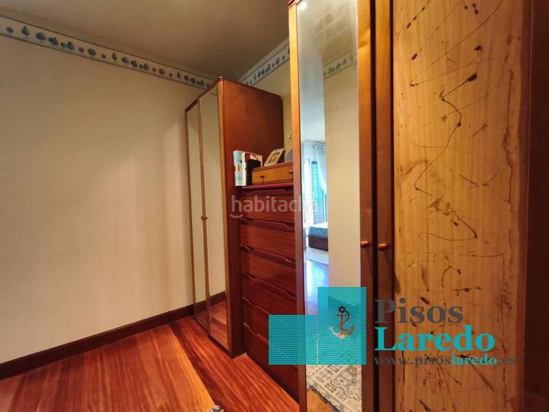 Foto b186ddcf-83af-44a0-96e8-e7cd618b8340. Maison avec chauffage parking dans Voto