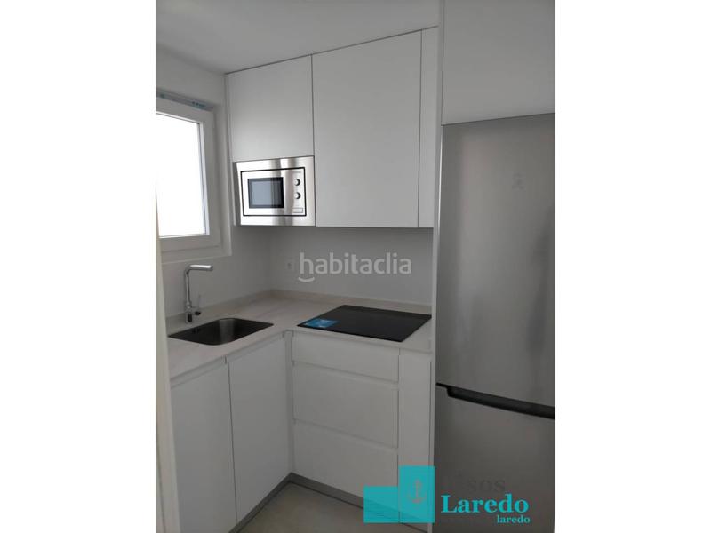 Foto d8d41d18-6112-42e9-bcf2-88b3ef28dc18. Lloguer pis a Zona Playa Laredo