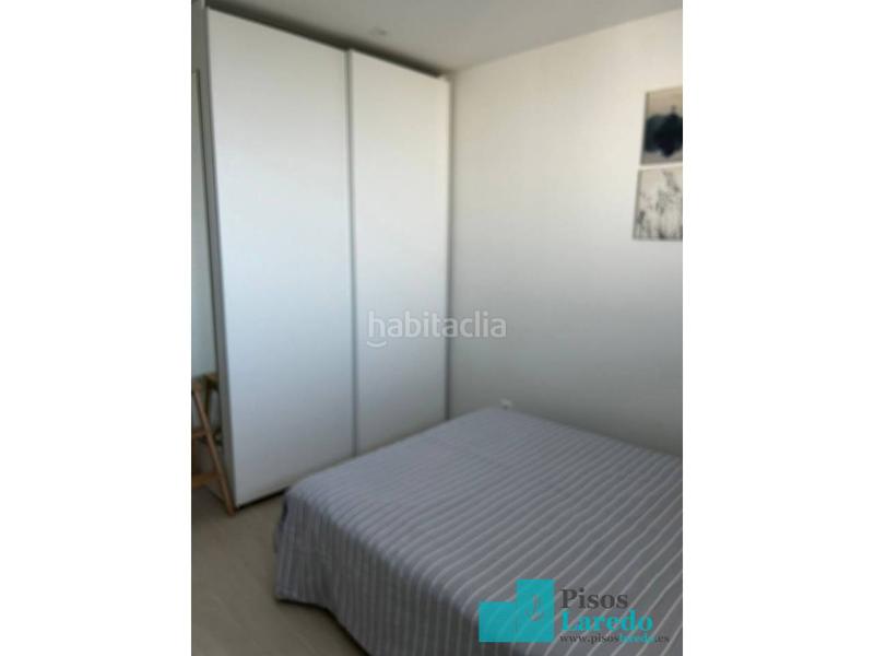 Foto 832e9104-2bec-443b-b8cc-f9c67aa4943f. Location appartement dans Zona Playa Laredo