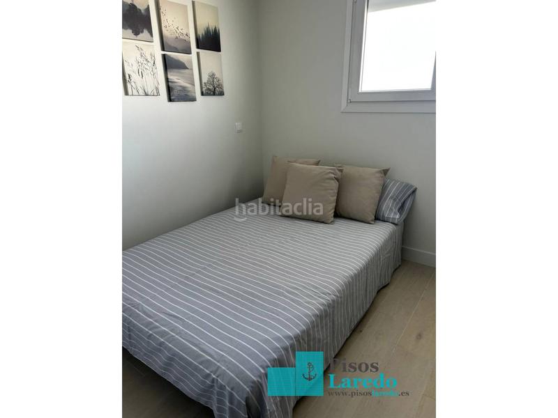 Foto 233bfe44-9fb8-4fac-9f00-454794df4247. Miete etagenwohnung in Zona Playa Laredo