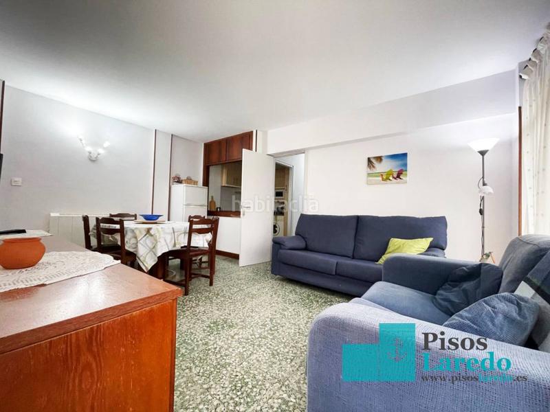 Foto 3cf85813-5c6e-40c3-a8d8-75eb516858d6. Rent flat in francia 1 in Carlos V Laredo