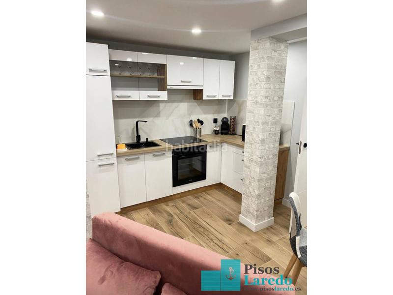 Foto cc89ea5d-49d9-45d0-9658-26f721003a1c. Etagenwohnung mit heizung in Centro Laredo